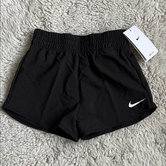 Nike Kids Black Sports Shorts - Picture 1 of 4